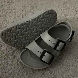 Grey kids sandals size 7